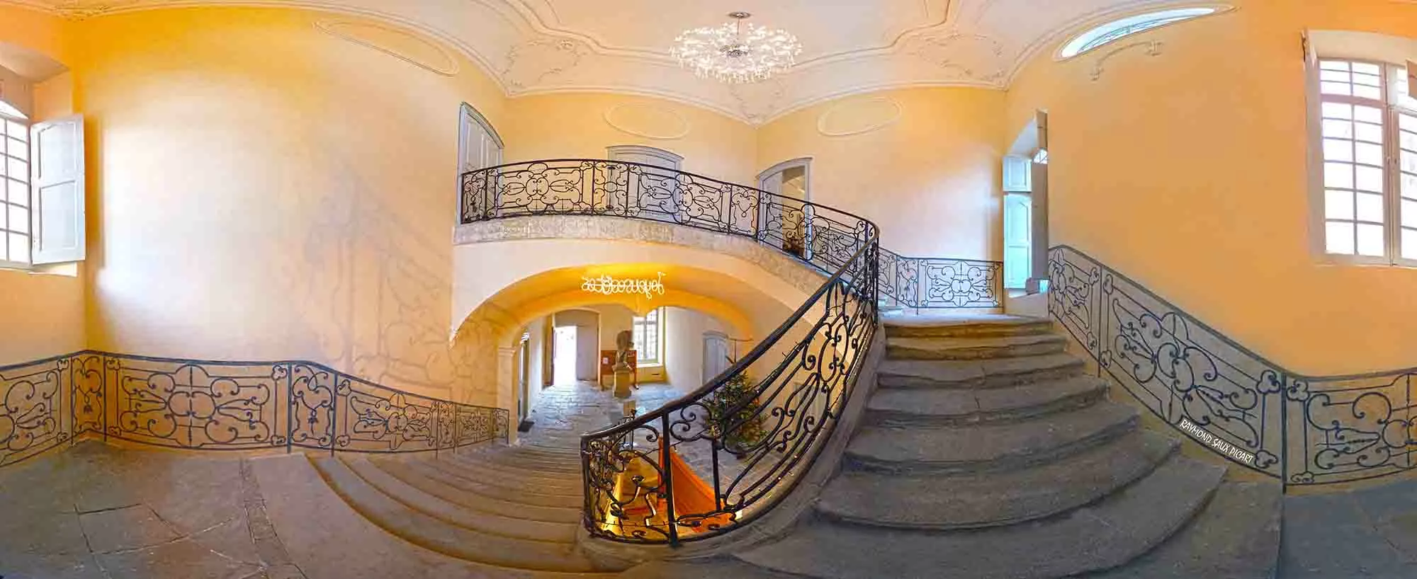 Conseil municipal Nant de la Mairie de Nant en visite virtuelle 360°