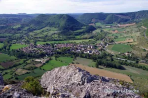 Vue du roc Nantais, le sphinx de Nant